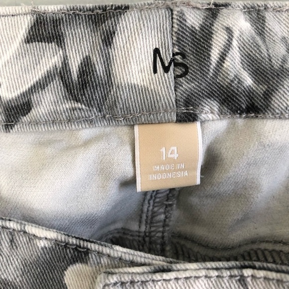 MICHAEL Kors MK floral Grey pants Jeans size 14 - Picture 3 of 11